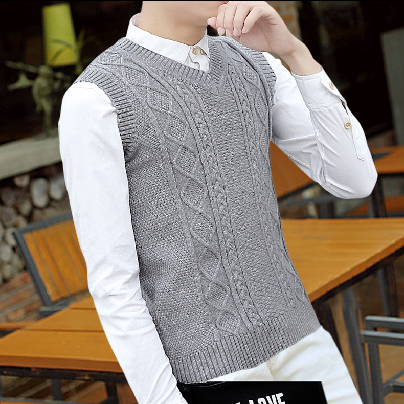 不做大叔,秒变小鲜肉的毛衣背心叠穿技巧!