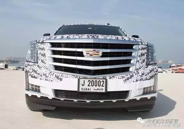 14岁迪拜男孩花200万买球鞋，叔叔阿姨你们穷爆了！