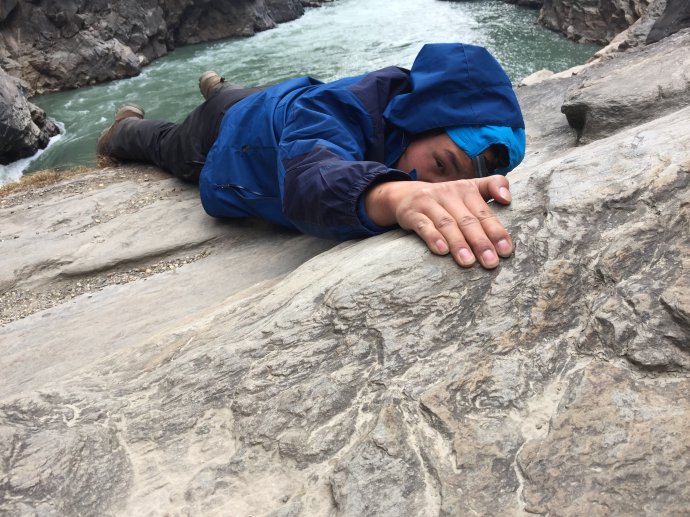 行走的力量——遇见最美虎跳峡