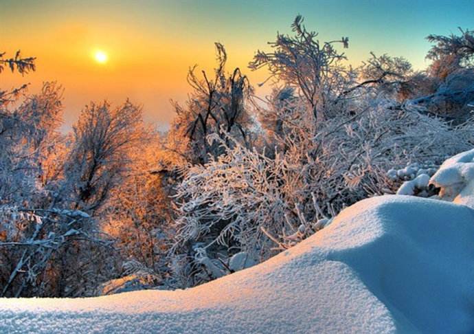 洛阳滑雪场伏牛山攻略,神灵寨滑雪攻略