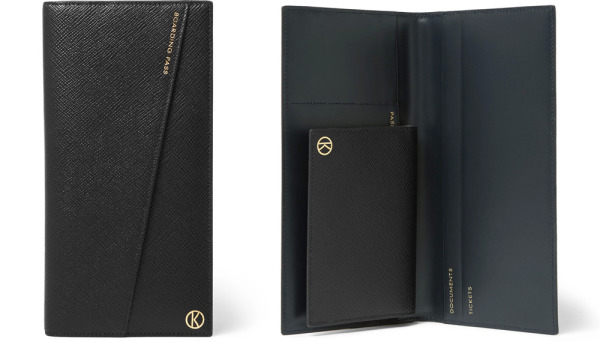 怎么提醒男朋友情人节送礼物 (怎么回复男朋友送的情人节礼物)