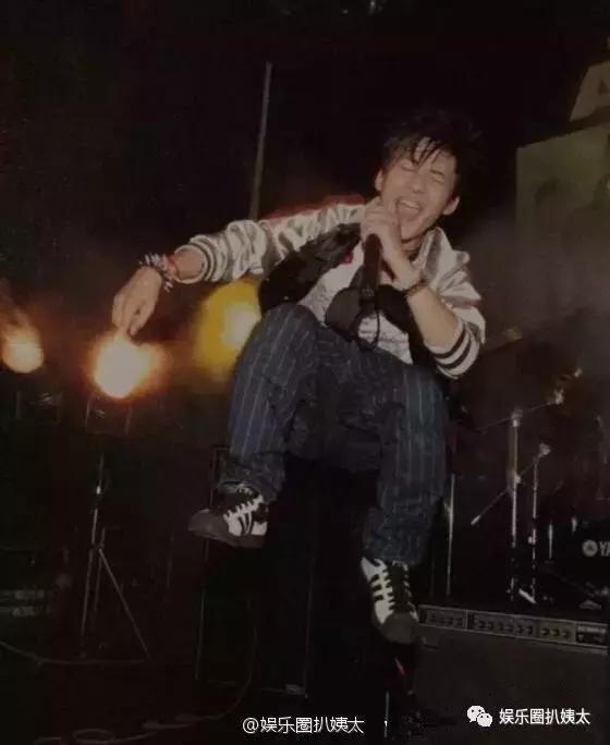 张杰大张伟综艺节目是什么,张杰下腰唱高音