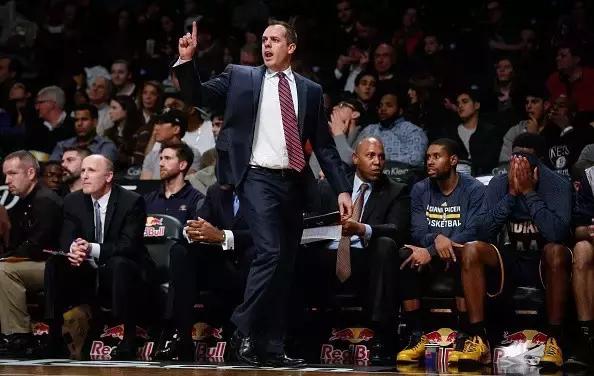 主教练弗兰克沃格尔简介,步行者主教练弗兰克沃格尔