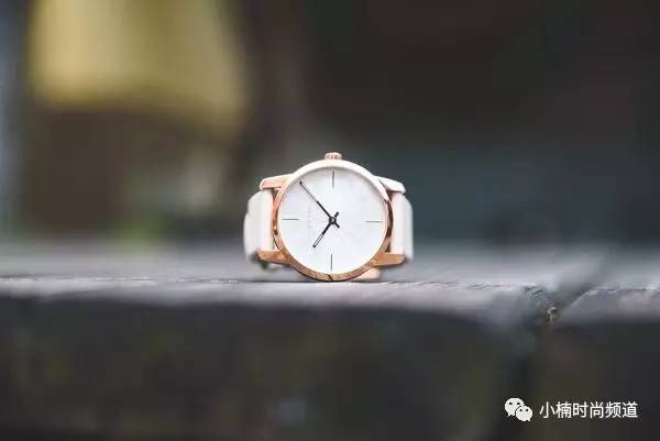 情人节情侣单品,情人节出的情侣套装你觉得怎么样