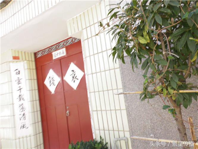 老人去世后贴的丧联要撕掉吗,人死为什么贴丧联