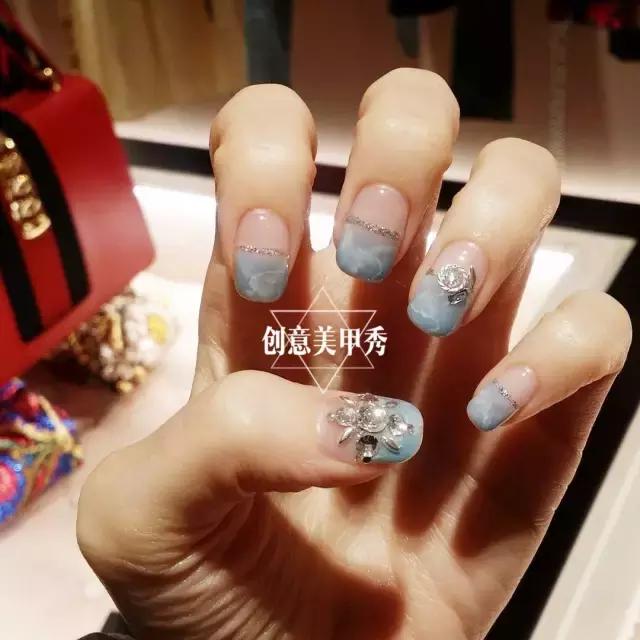 永不过时的5款美甲你做过几款,再不做美甲就要疯了音频