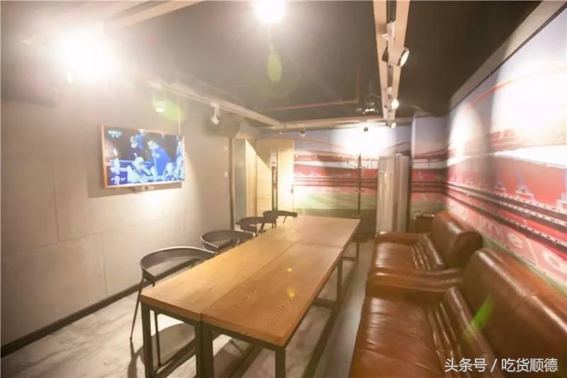 最火的足球主题餐厅,足球主题餐吧