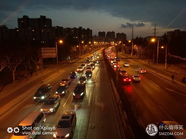 vivoxplay6内外屏是一体的吗,vivoxplay6曲面屏参数