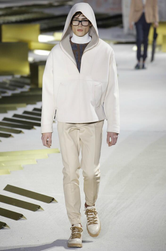 秋冬简约男装,20年秋冬男装流行风格