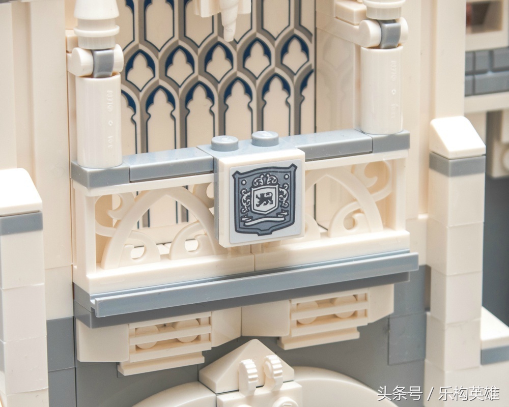 迪士尼乐高城堡对比,乐高新旧迪士尼城堡推荐