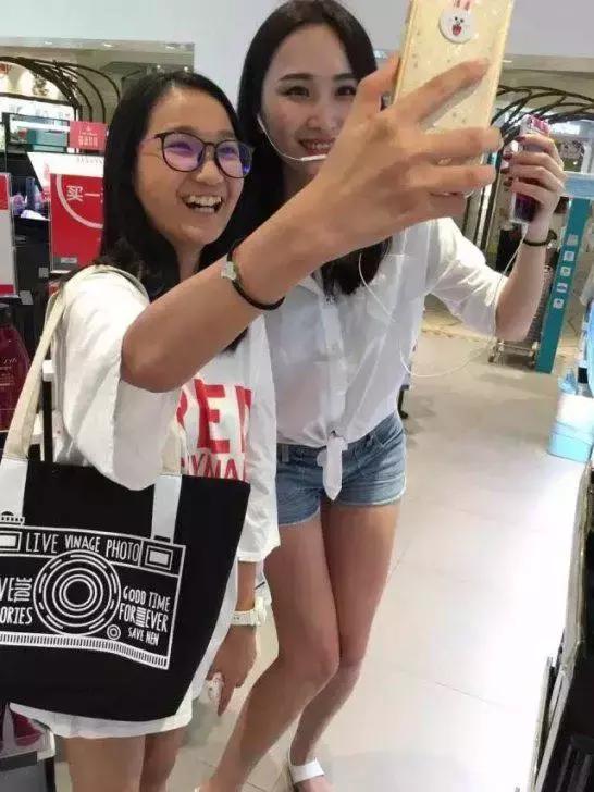 美妆品牌直播怎么玩,美妆品牌直播如何运营的呢