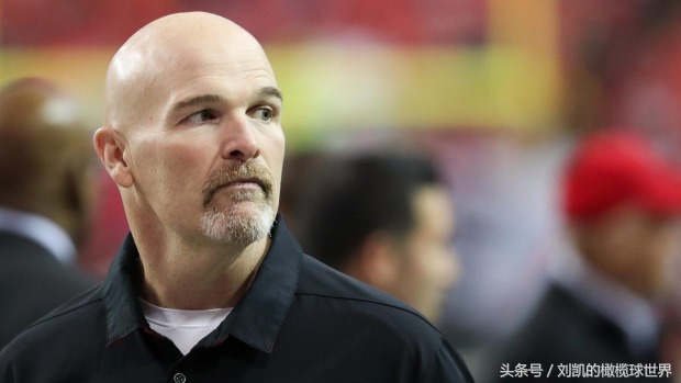 美式橄榄球最震撼的一场表演,美式橄榄球赛前鼓舞士气振奋人心