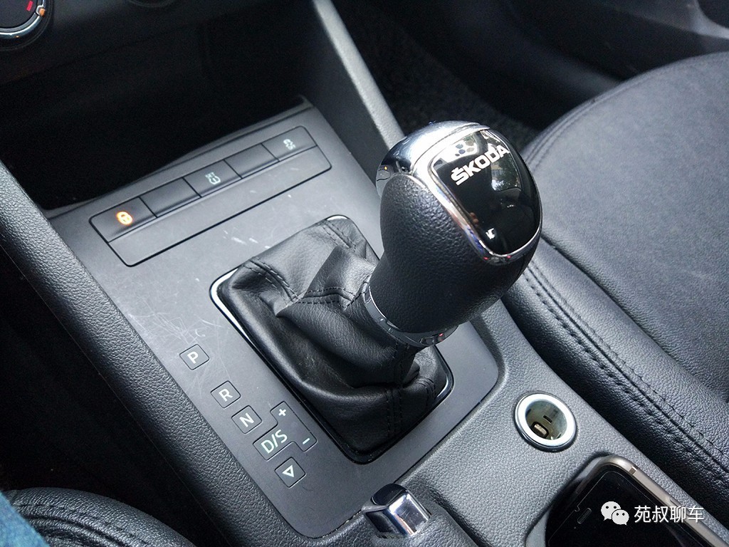 苑叔聊车十万以内落地,苑叔聊车卡罗拉哪款车性价比高