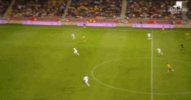 他们都属鸡！细数当今足坛五大当红战斗“鸡”！