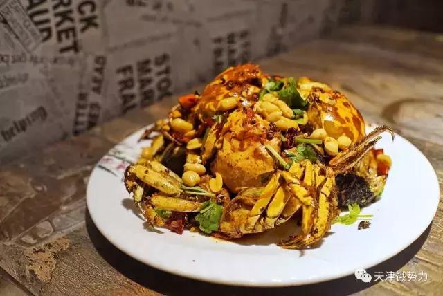 大金链子小手表烧烤,大金链子小手表先吃烧烤后泡澡