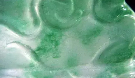 翡翠的abcd货的基本鉴定特征,如何鉴别b货翡翠和天然翡翠