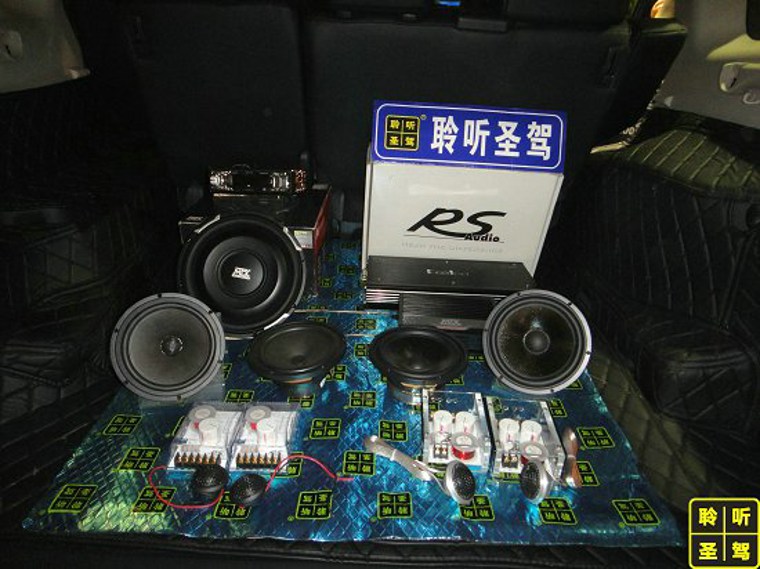 帕杰罗改音响和隔音,三菱帕杰罗汽车音响升级案例