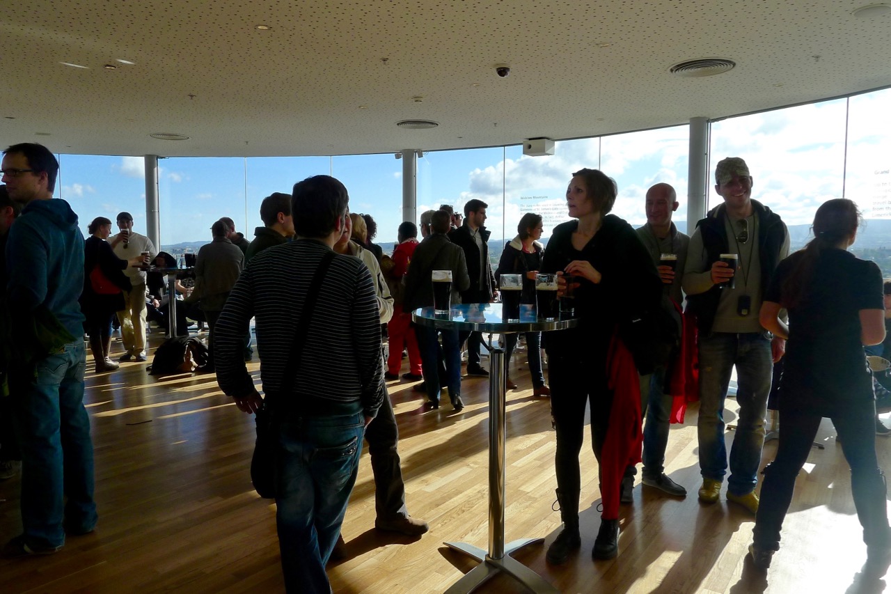 健力士与吉尼斯世界纪录的关系,吉尼斯世界纪录和健力士