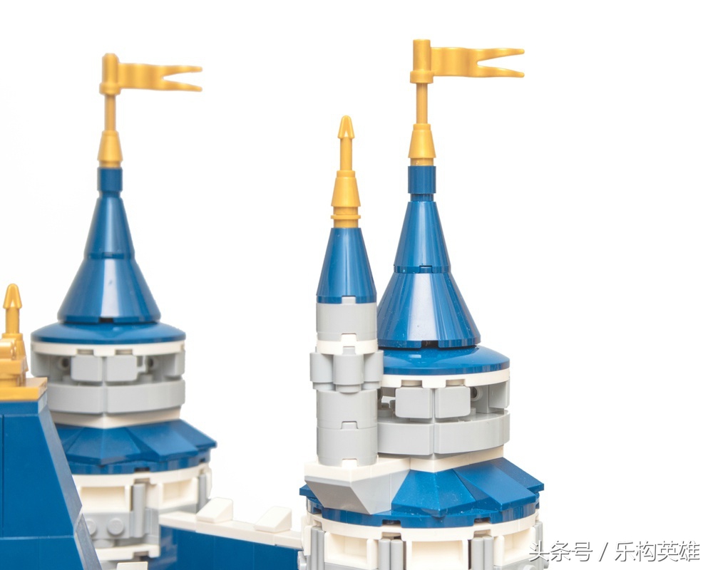 迪士尼乐高城堡对比,乐高新旧迪士尼城堡推荐