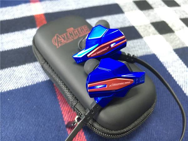 《美队》定制PK榜：宜博VS弄客，蓝牙运动耳机的龙虎之争