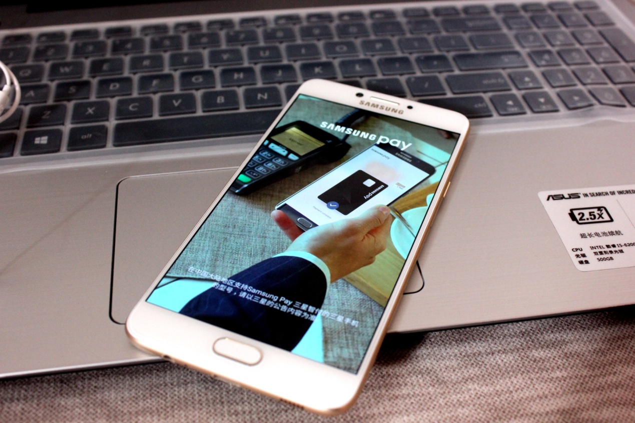 铜管散热和碳纤维散热,骁龙626三星c7