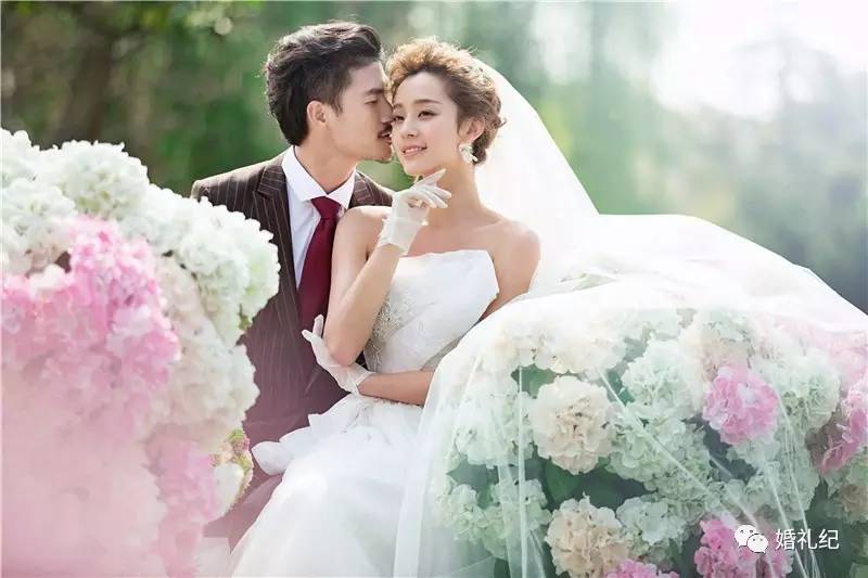 拍婚纱照选旅拍店好还是工作室好,拍婚纱照是找影楼还是找工作室