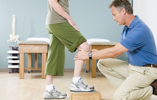 为什么骑自行车膝盖疼,为什么骑自行车膝盖会不舒服