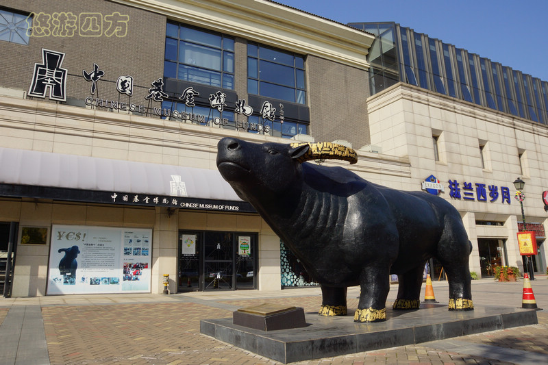 你知道一亿元现金连起来有多长吗？