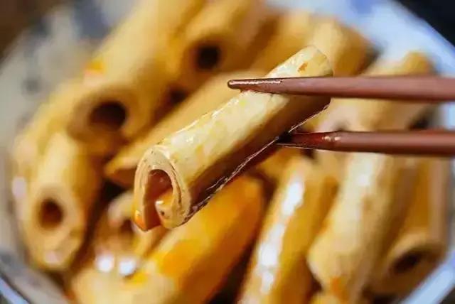 今天下午4点的时候，我打开了我的零食小金库