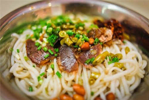 桂林阳朔西街值得吃的,桂林阳朔景区有什么好吃的