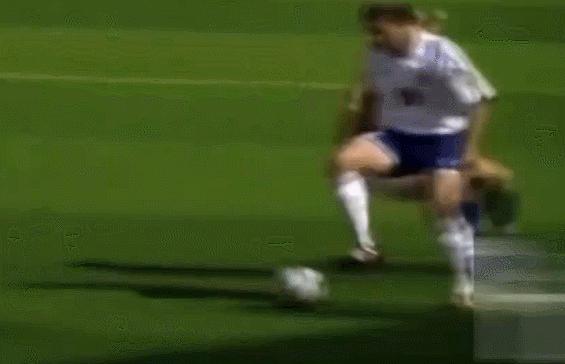 像莫德里奇一样踢球,像伊涅斯塔那样踢球