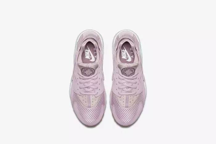 粉色大牌鞋子推荐,情侣鞋潮鞋品牌推荐