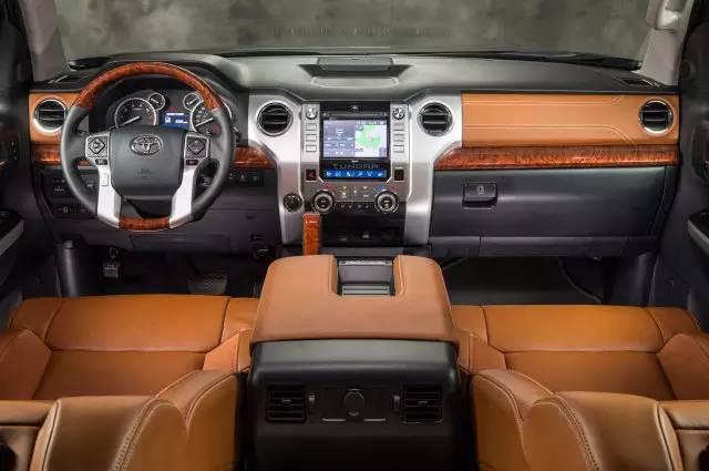 扔掉那些城市型SUV吧开这些车才能去撒野