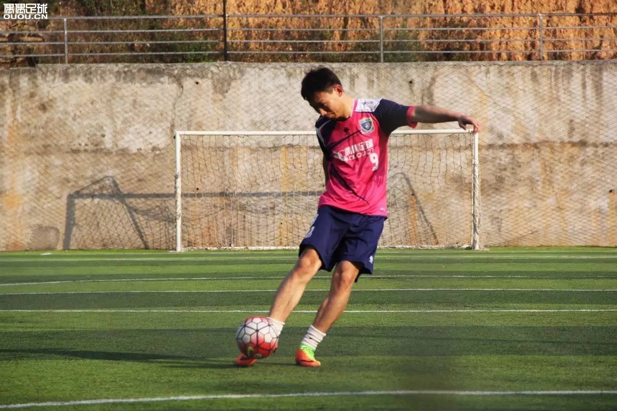 nikehypervenom毒蜂3顶级,hypervenom耐克