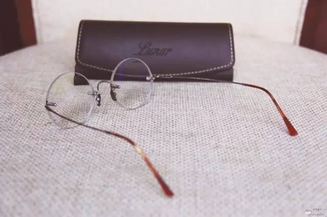 近视镜架品牌排行榜前十名,国产镜架性价比高的品牌