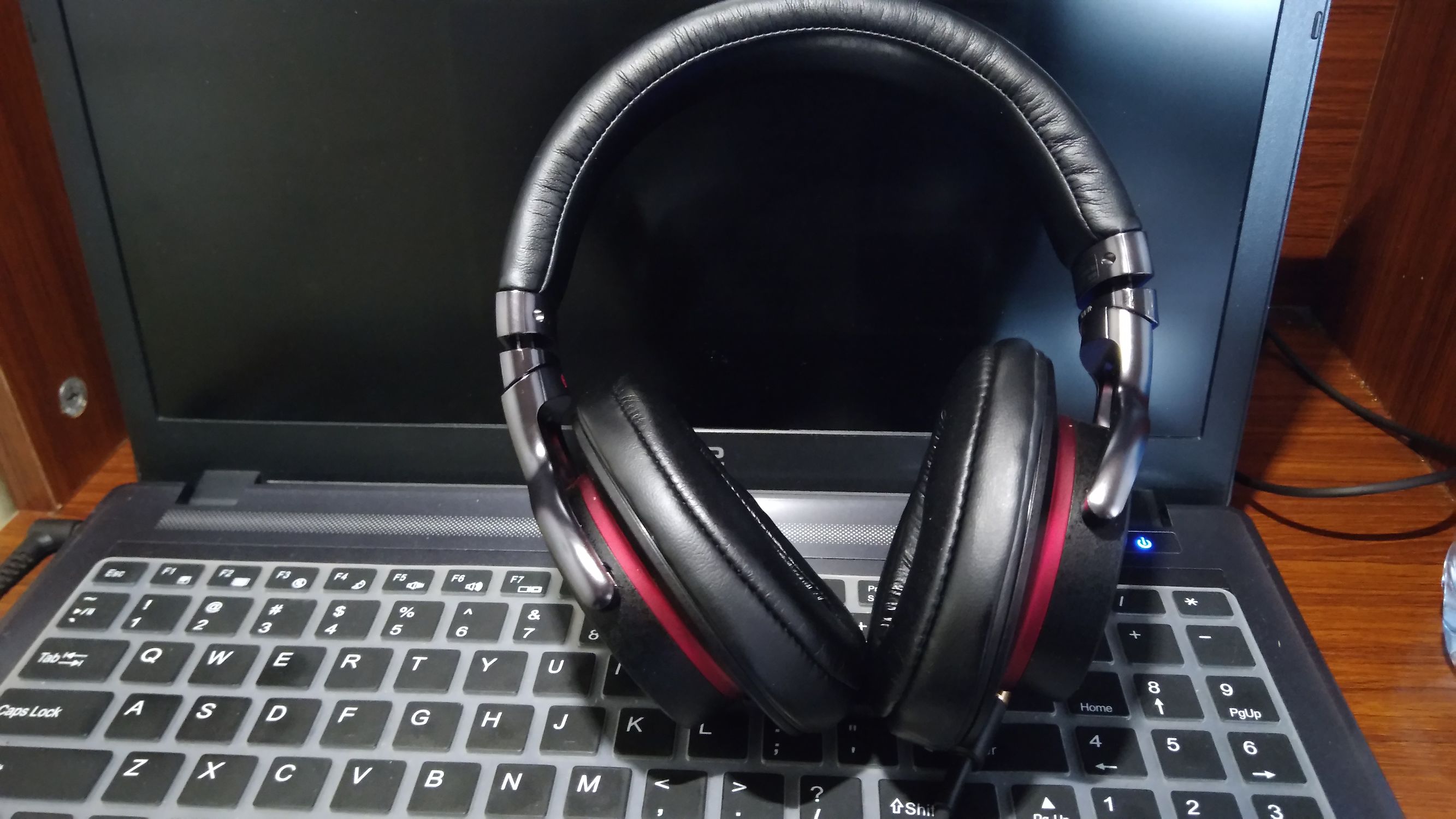 索尼mdr-1a出品时间,索尼mdr1a图片