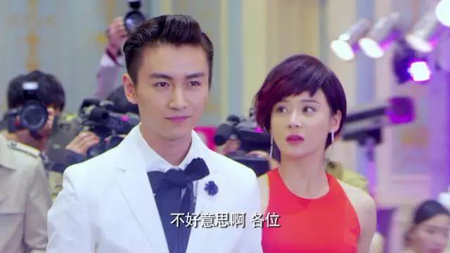 《云巅之上》已向你发送娱乐圈生存宝典，收好不谢！