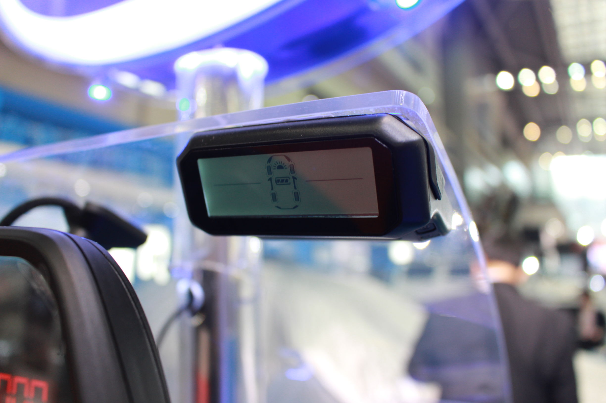 导航、预警、胎压监测、自动车衣无所不能,善领化身超级车辆卫士