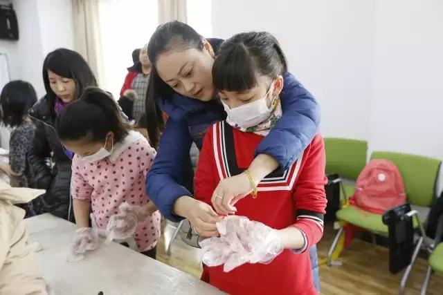 小班老师对孩子变化和成长的感悟,老师感慨学生一年的变化