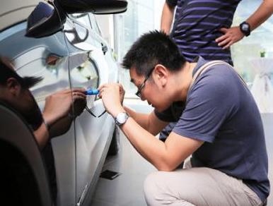 4s店提车注意事项及套路,新手提车怎样做才能不被4s店坑