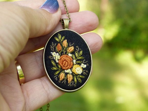 从小时候薅羊毛开始就注定她会走上手作之路！