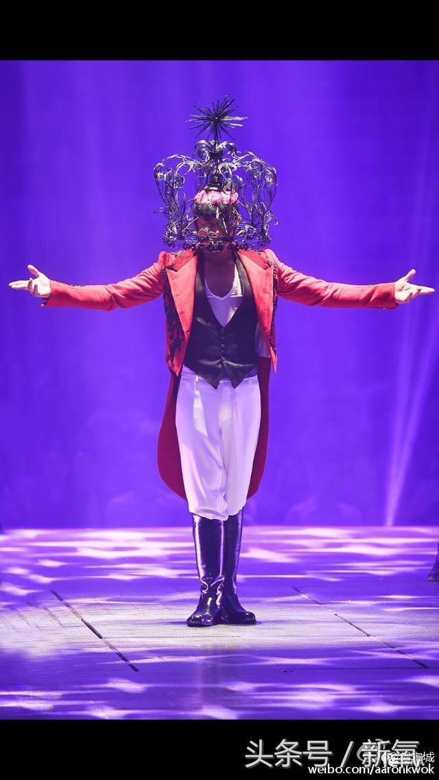 邓紫棋皮裤和别的女星对比,邓紫棋皮裤大盘点