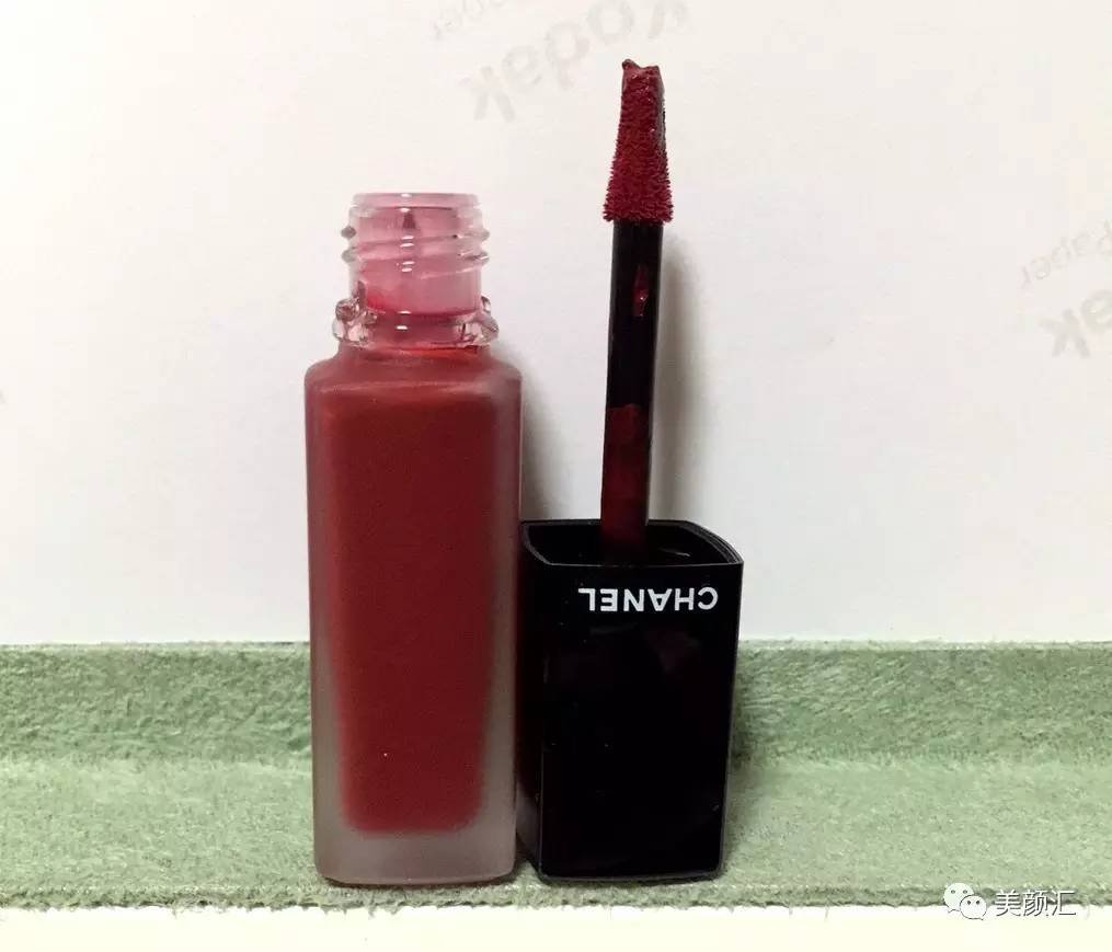 网红唇釉嘎许多,到底哪个好用?12款热门唇釉试用报告