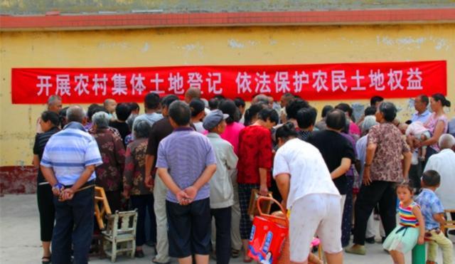 农村土地确权后地的使用权归谁,农村旧的土地确权证书还有效吗