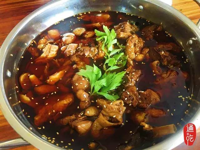 既然爱情抓不住,就让我痛痛快快地当个肥肠爱好者吧