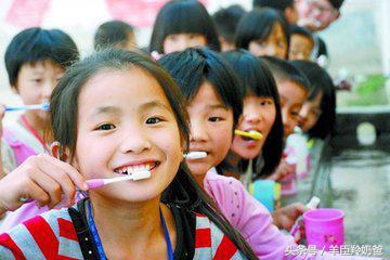 六龄齿坏了后边的牙齿能往前移吗,孩子的六龄齿会不会换