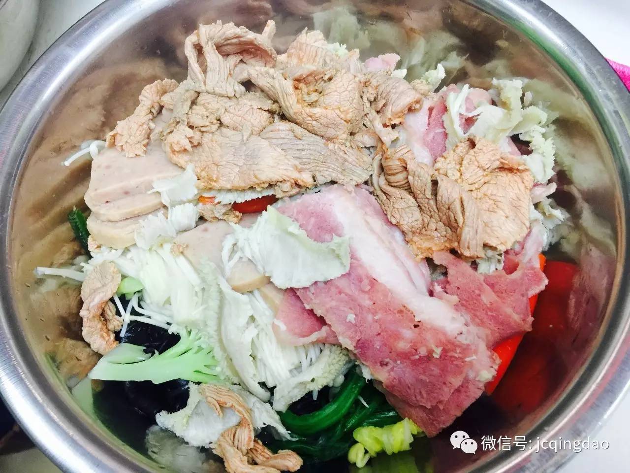 这个漂亮的青岛大嫚儿，独自经营一家冒菜馆5年，加盟店竟然开到了70家！