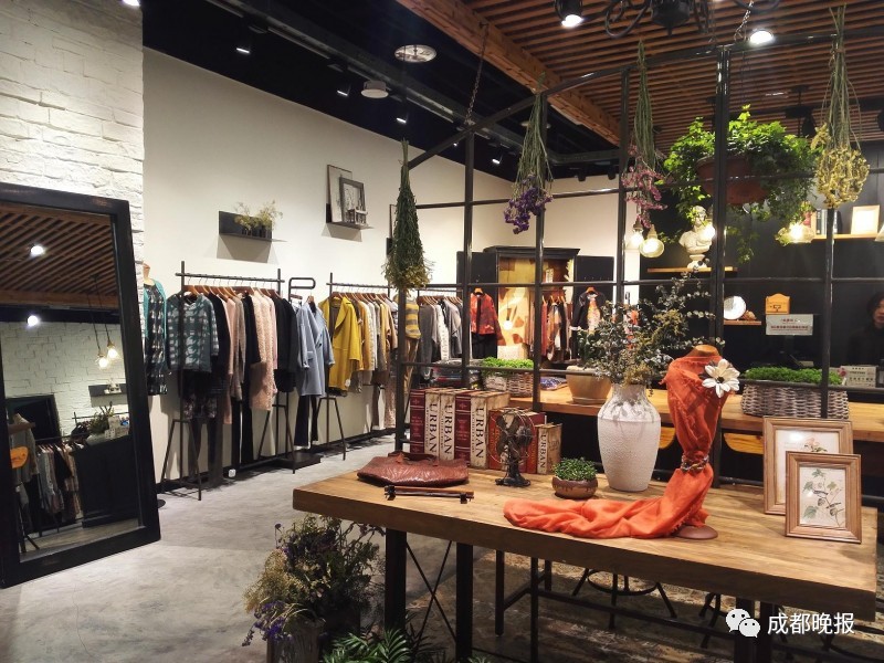 杩囪妭鏃剁殑濂ヨ幈,濂ヨ幈杩囪妭娲诲姩