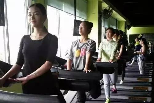 宜宾柏溪城中央健身房私教价格,宜宾最高端的健身房