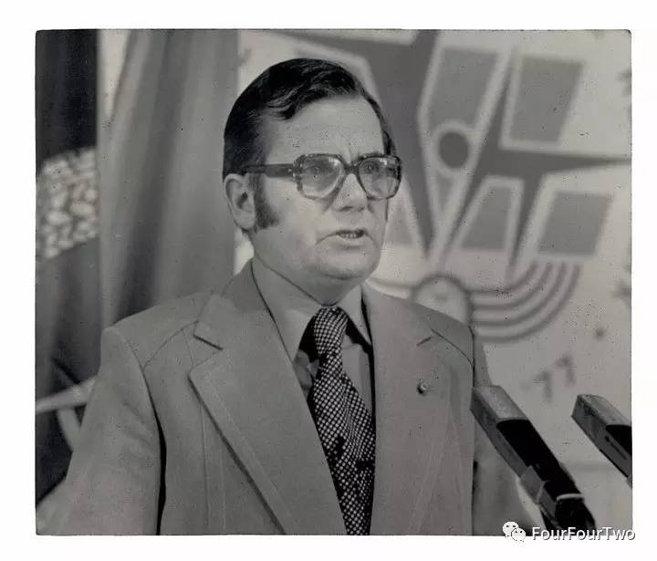 德意志足球最黑暗的年代,东德和西德合并后的足球比赛